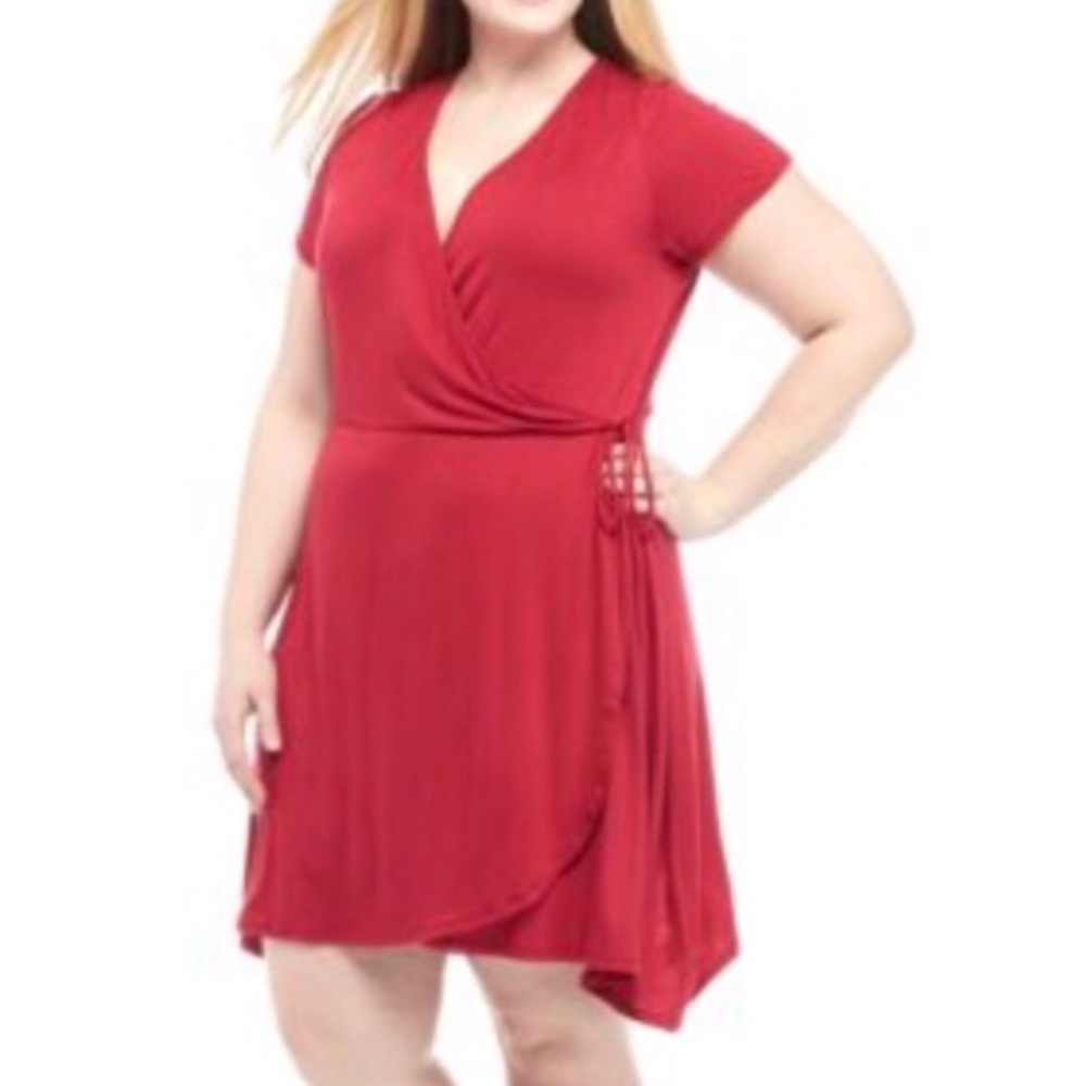 Living Doll faux wrap dress. Size 3X